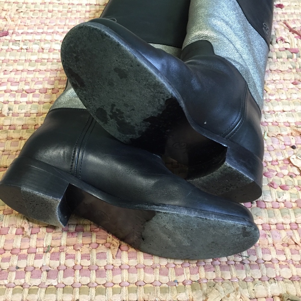 Chanel boots - Picture 3 of 5